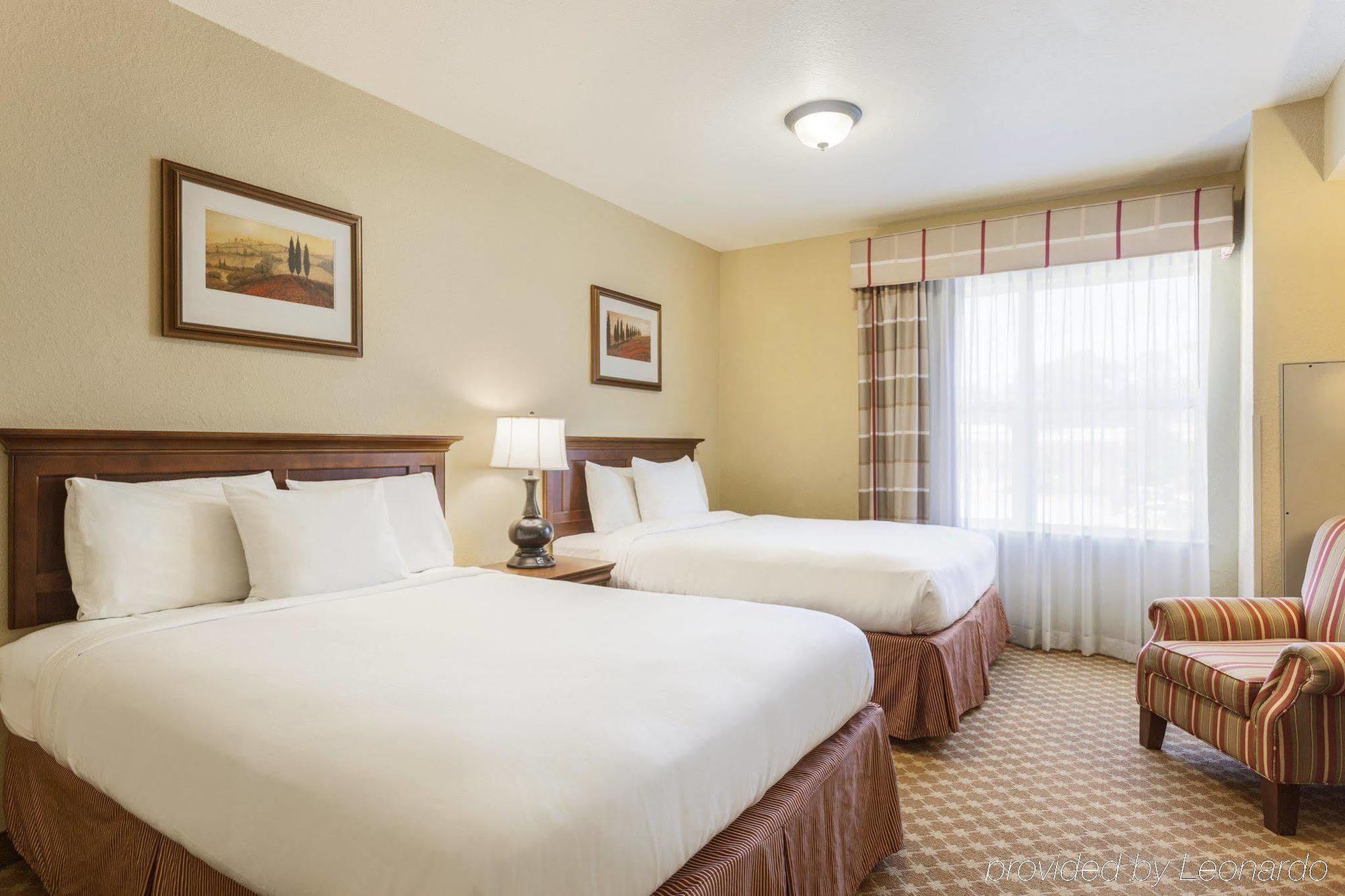 Hotel Clarion Pointe à Columbus Extérieur photo
